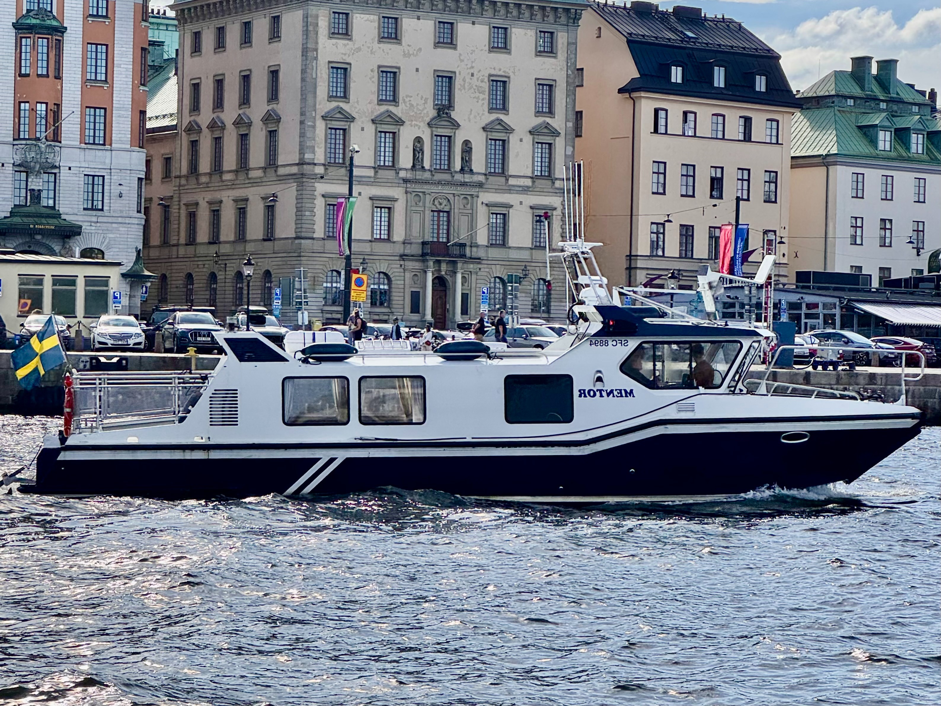 stockholm watertaxi Battleboat - 12 gäster