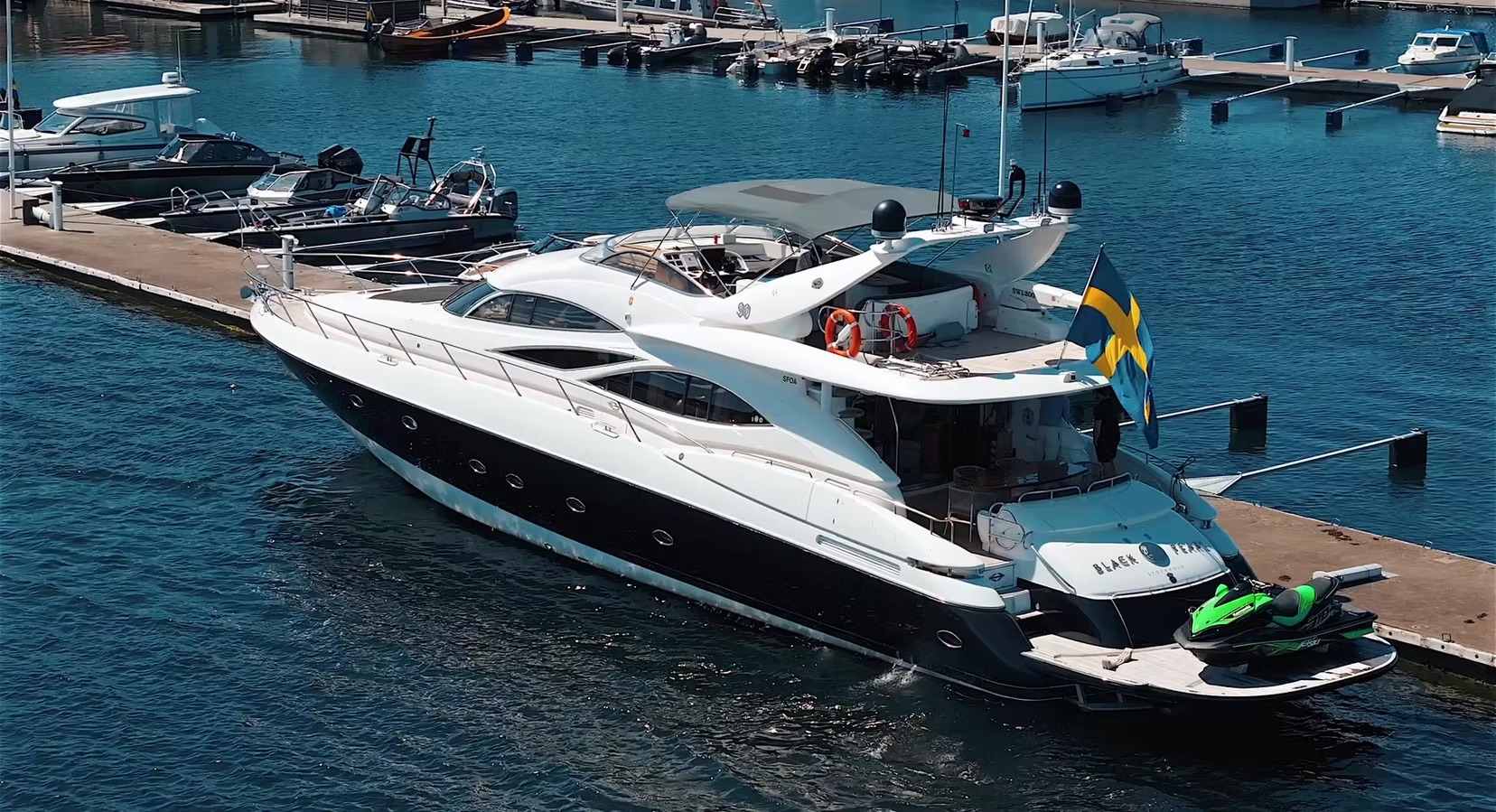 stockholm watertaxi black pearl - 40 gäster